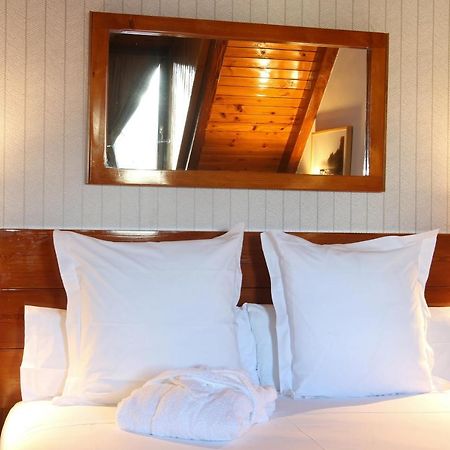 Apartamentos VilaGarós Екстериор снимка