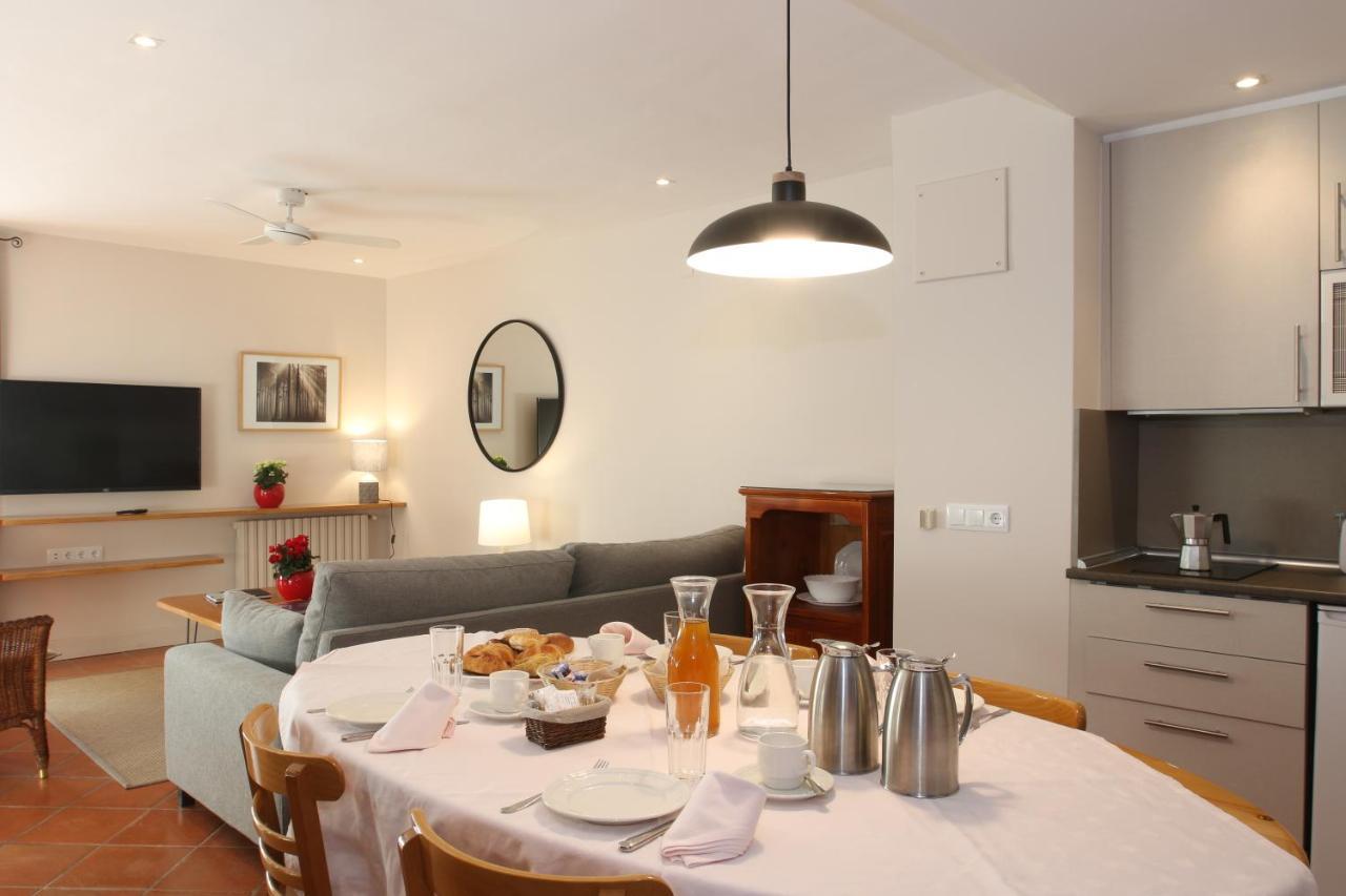 Apartamentos VilaGarós Екстериор снимка